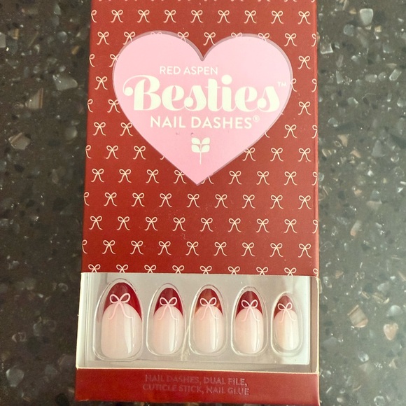 Glamnetic & Red Aspen Luxury Press-On Nail Bundle – NWT - Picture 8 of 9